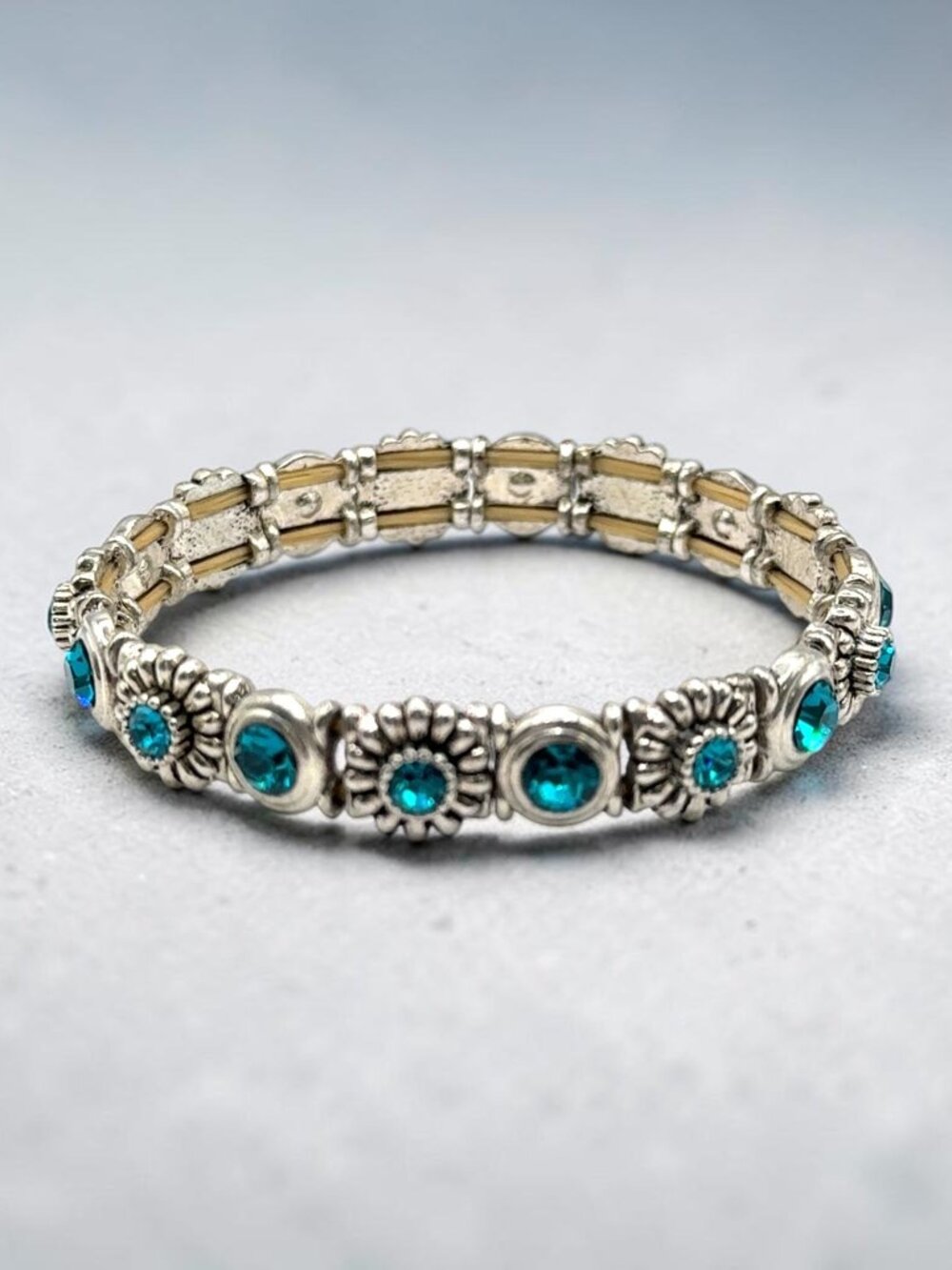 Silver-Tone Flower Stretch Bracelet with Rhinestone Accents